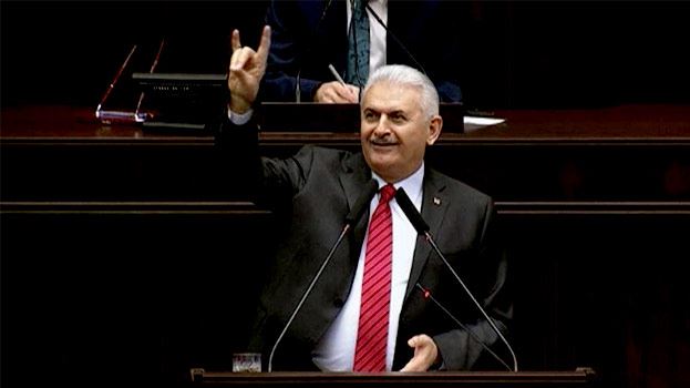 Bahçeli'den Başbakan Yıldırım'a: 'Bozkurt eline çok yakıştı'