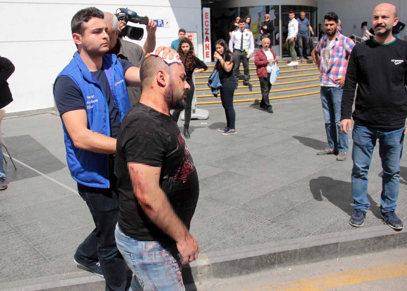 Adana'da kalaşnikoflu çatışma, ölü ve yaralılar var