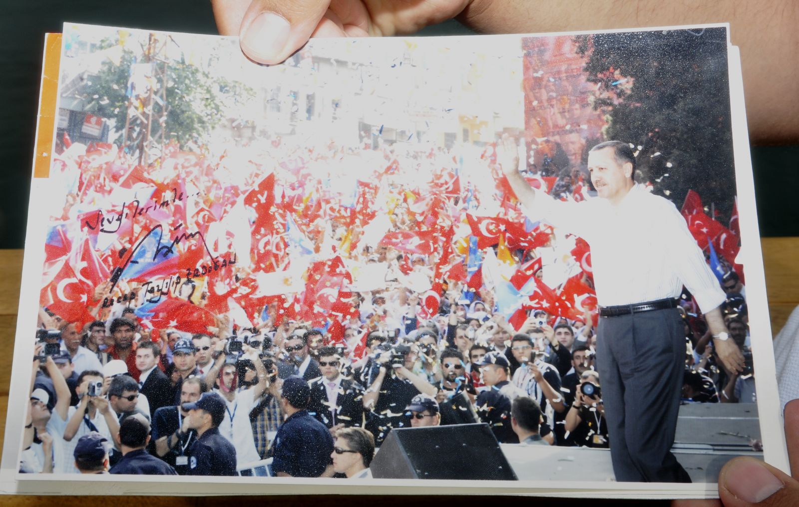 Bu fotoğrafa 50 bin TL istedi