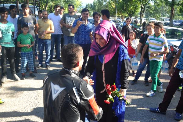 Sürpriz evlilik teklifine olumsuz cevap alınca neye uğradığını şaşırdı