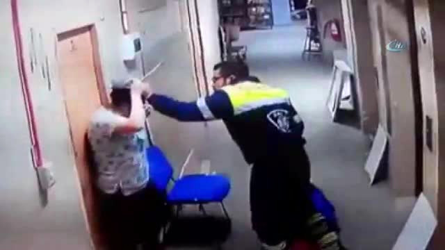 Tartıştığı hamile kadının karnını tekmeledi