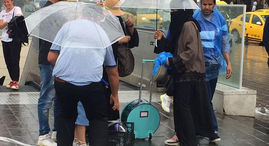 5’e alıp Taksim’de 10’a satıyorlar