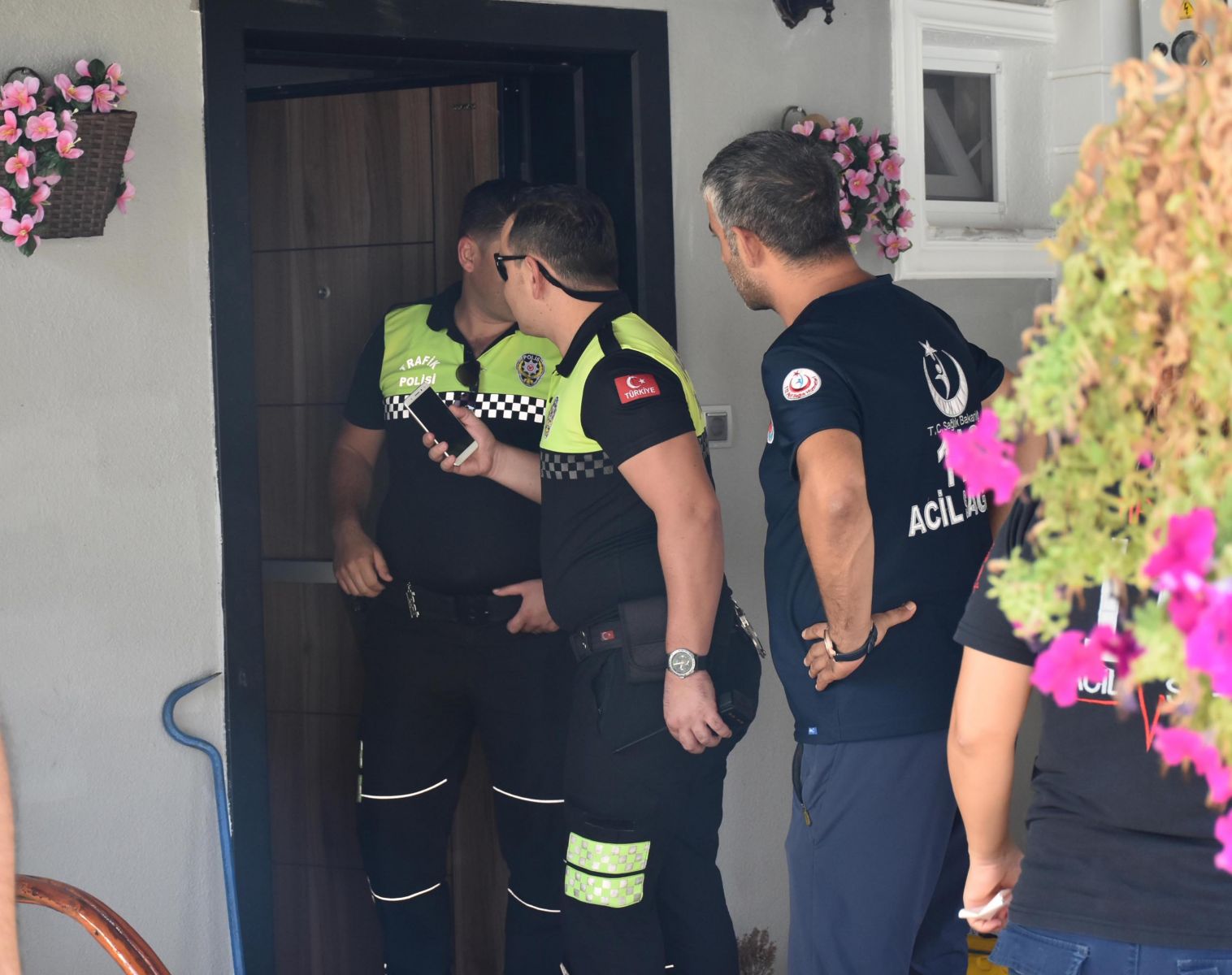 16 yaşındaki çocuk babasını tüfekle öldürdü