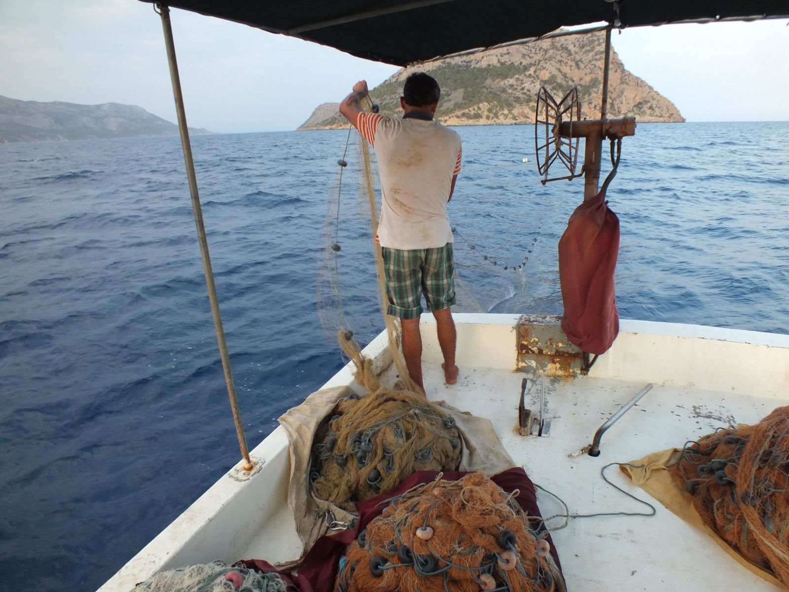 Bin metrelik ağ serdi 1 balık yakaladı