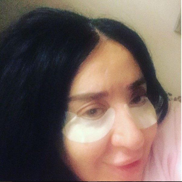 İşte makyajsız Nur Yerlitaş