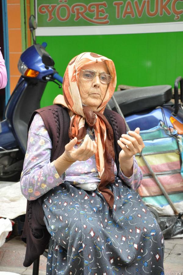 Nazilli'de halk pazarları dua ile açılıyor