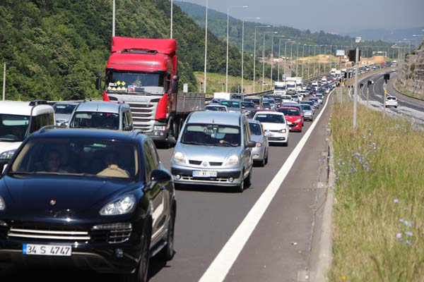 Bolu Dağı'nda bayram tatili yoğunluğu