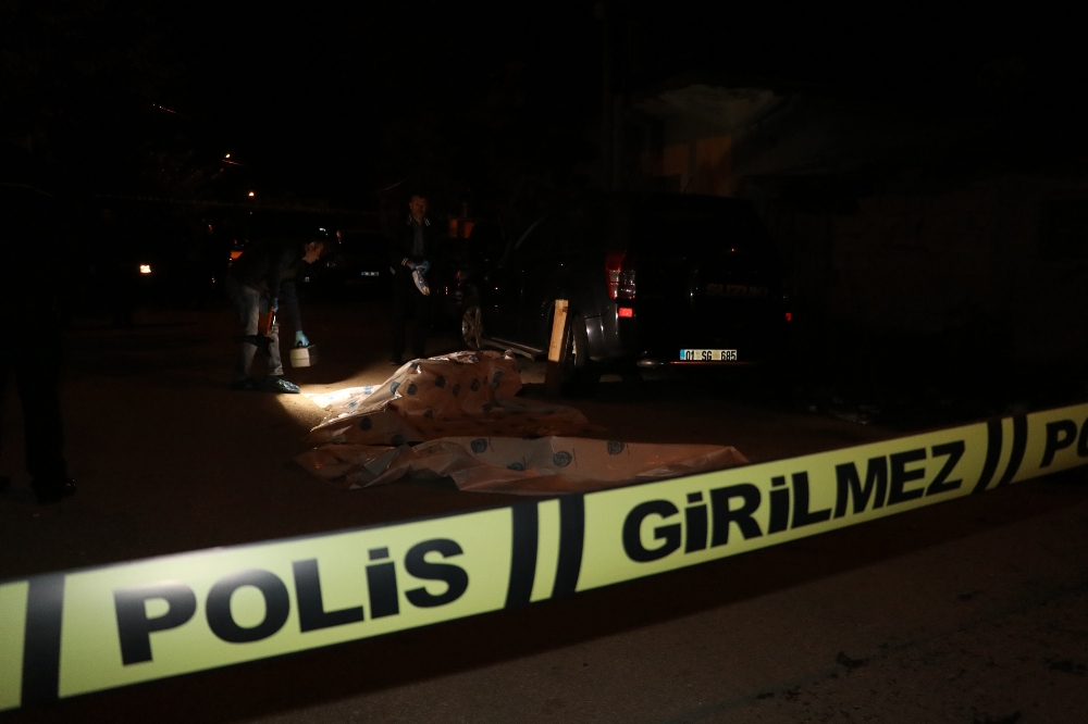 İnternetten aldığı av tüfeğiyle kendini öldürdü