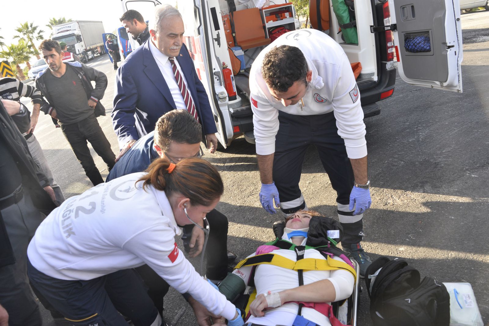 Bakan Fakıbaba'nın konvoyunda kaza