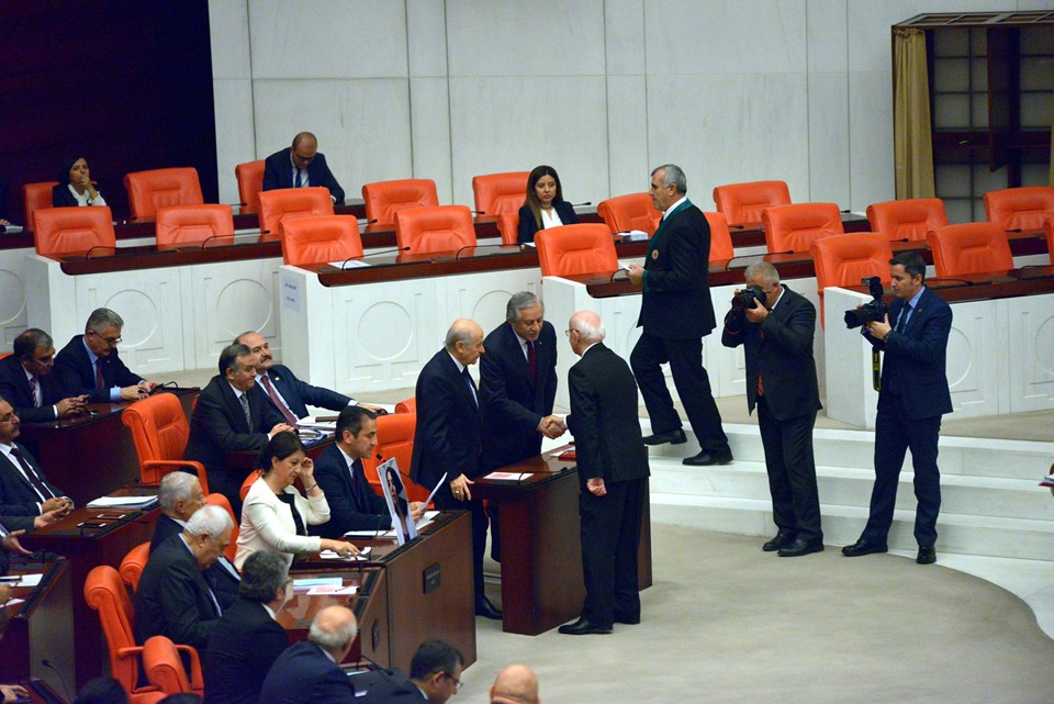 İsmail Kahraman yeniden TBMM Başkanı seçildi (İsmail Kahraman kimdir?)