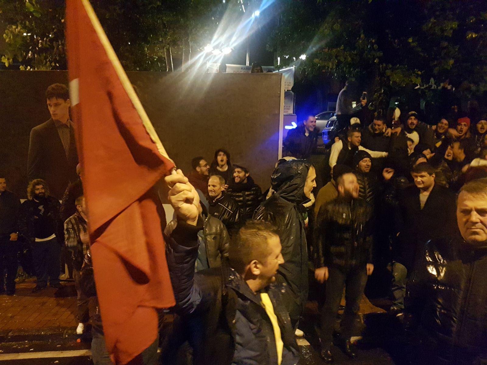 Boşnaklardan Rasim Ozan Kütahyalı protestosu