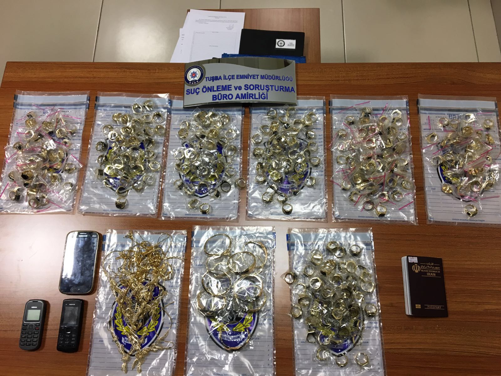 Van’da otomobilin hava yastığında 4,5 kilo altın çıktı