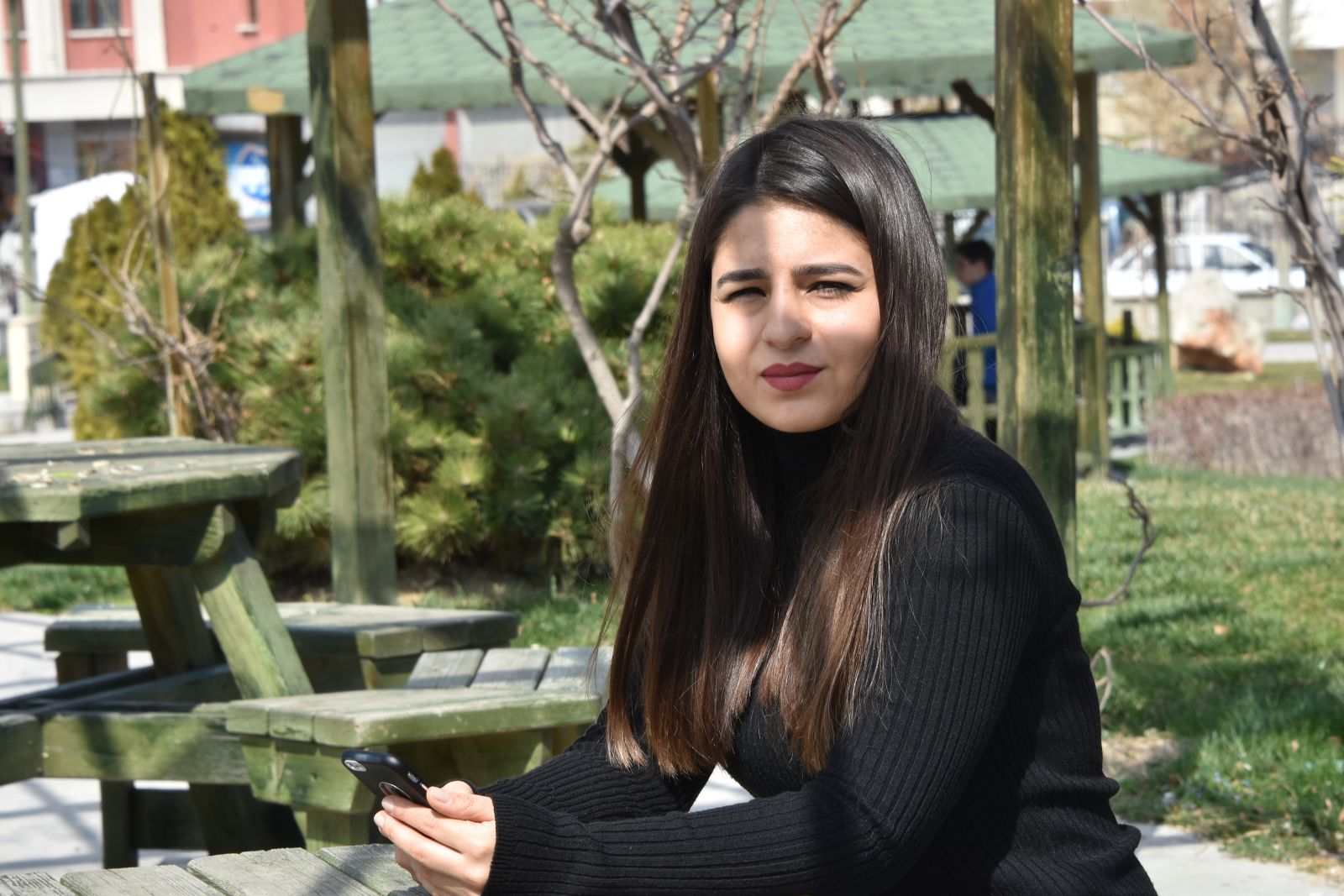 Karın ağrısı şikayetiyle hastaneye gitti, kalbinin sağda olduğunu öğrendi