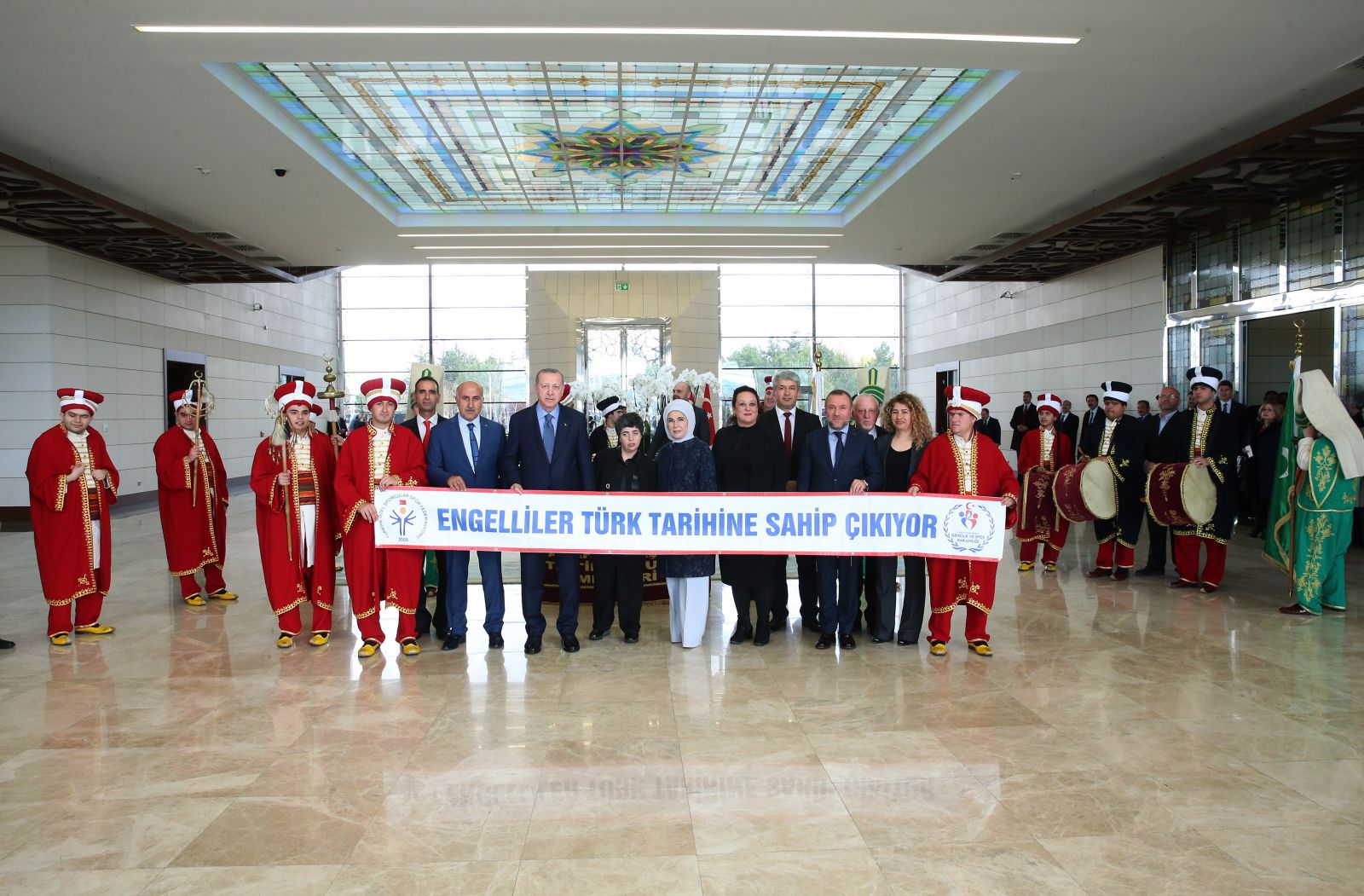 Erdoğan'ı İzmir'de otistik bireyler mehter takımı karşıladı
