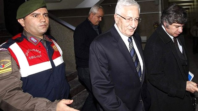 'Demokrasiye balans ayarı yaptık' diyen Çevik Bir'e müebbet hapis cezası