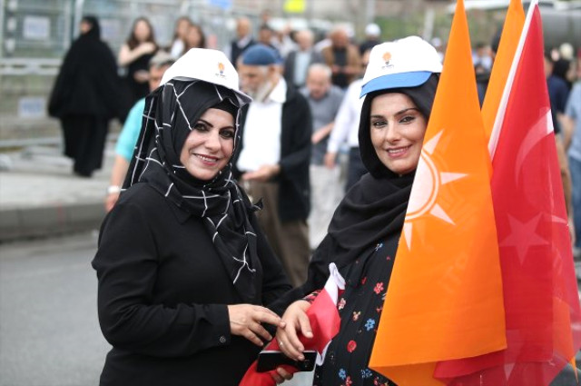 AK Parti'nin Büyük İstanbul Mitingi'ne vatandaşlar akın etti