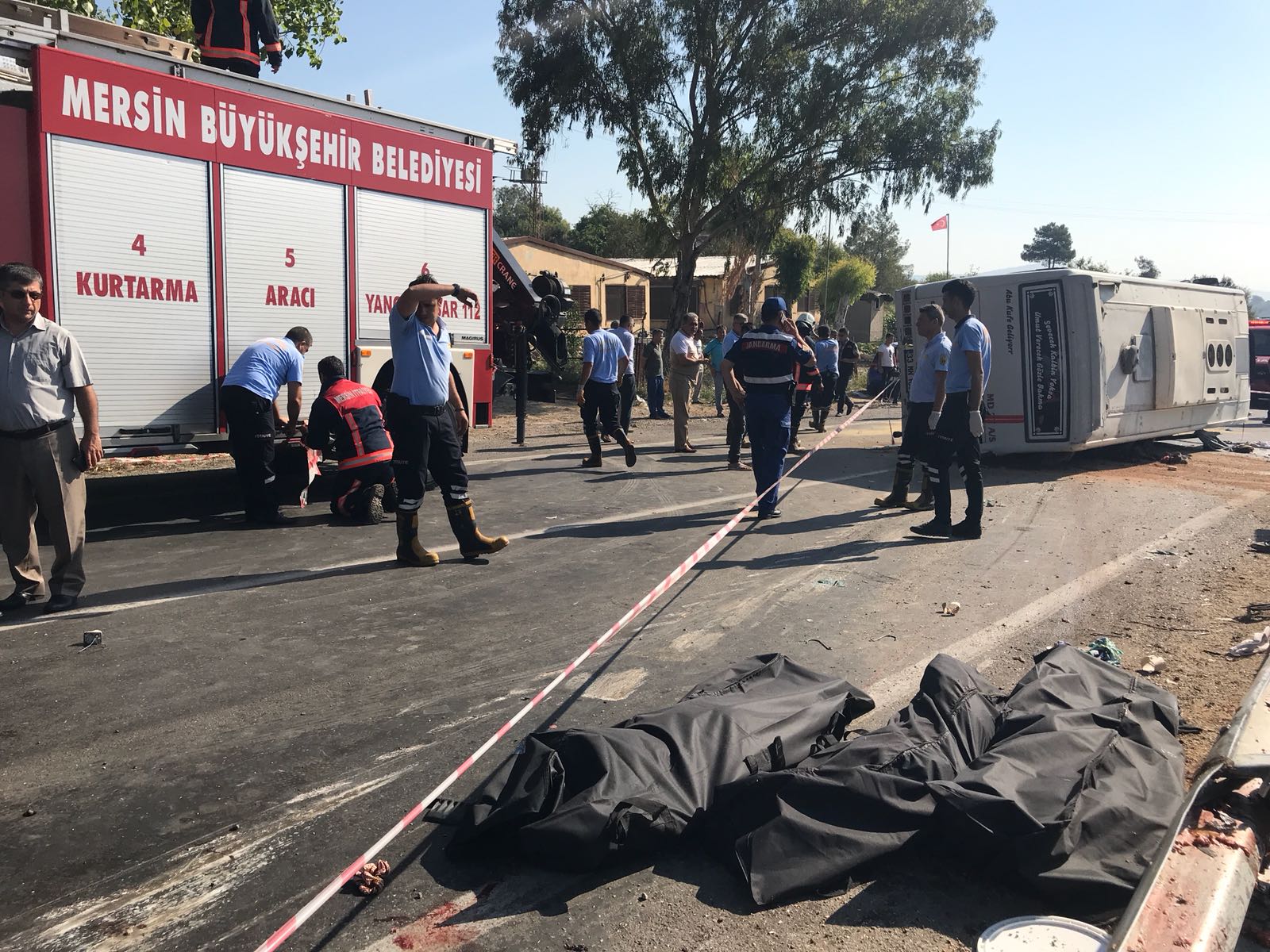 Mersin'de feci kaza! Ölü ve yaralılar var...