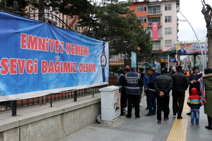 81 ilde eş zamanlı uygulamada 3 bin 673 kişi gözaltına alındı