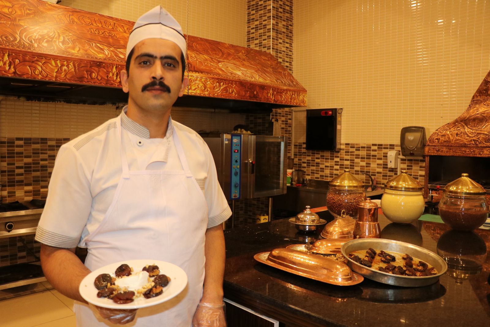 Kayısının tatlısı sofraların vazgeçilmezi oldu