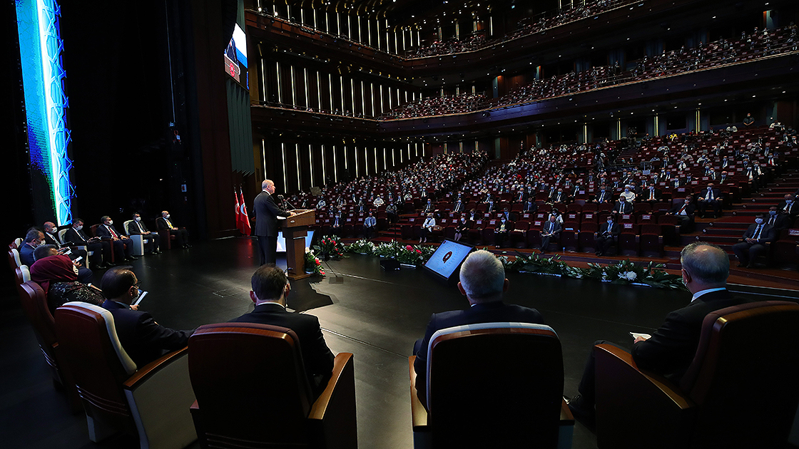 Cumhurbaşkanı Erdoğan'dan kritik mesaj: Gelişmeleri takip ediyoruz, prim vermeyeceğiz