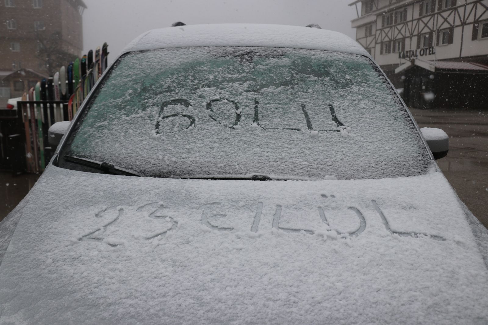 Bolu’ya kar yağdı