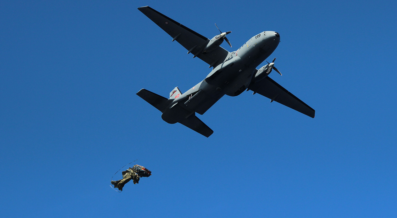 Ege'de dosta güven düşmana korku veren tatbikat