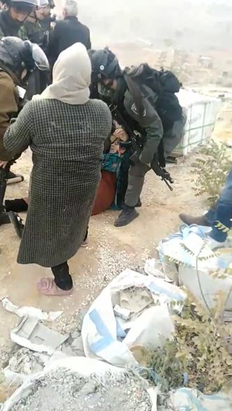 İsrail güçlerinden Filistinli kadınlara sert müdahale