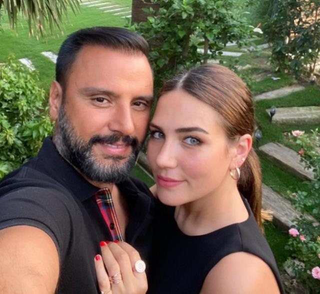 Setlere ara vermişti: Buse Varol Camdaki Kız dizine dahil oluyor