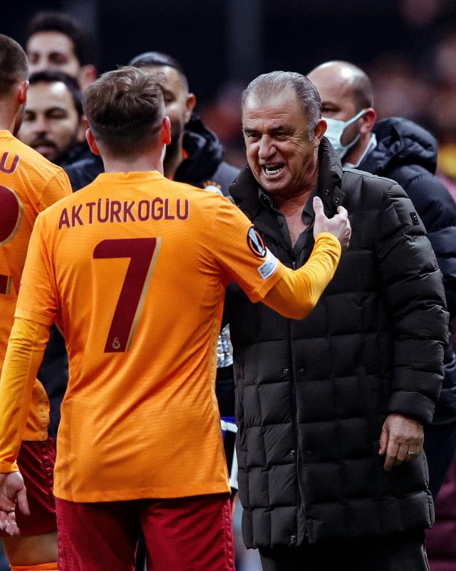 Kerem’den hocası Fatih Terim’e imalı gönderme