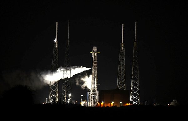 Erdoğan: Musk ve SpaceX'i lobilerin şantajına boyun eğmediği için tebrik ediyorum