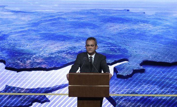 Bakan Özer tartışmalara son noktayı koydu: Yüz yüze eğitime devam edilecek