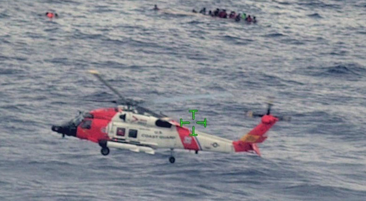 Porto Riko'da göçmenleri taşıyan tekne battı! Ölüler var