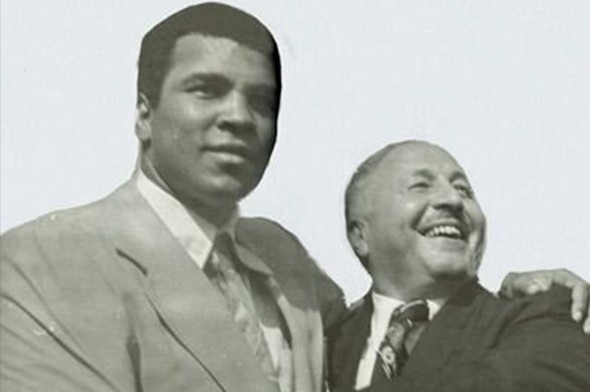 Muhammed Ali, Necmettin Erbakan ile Cuma namazı kılmıştı