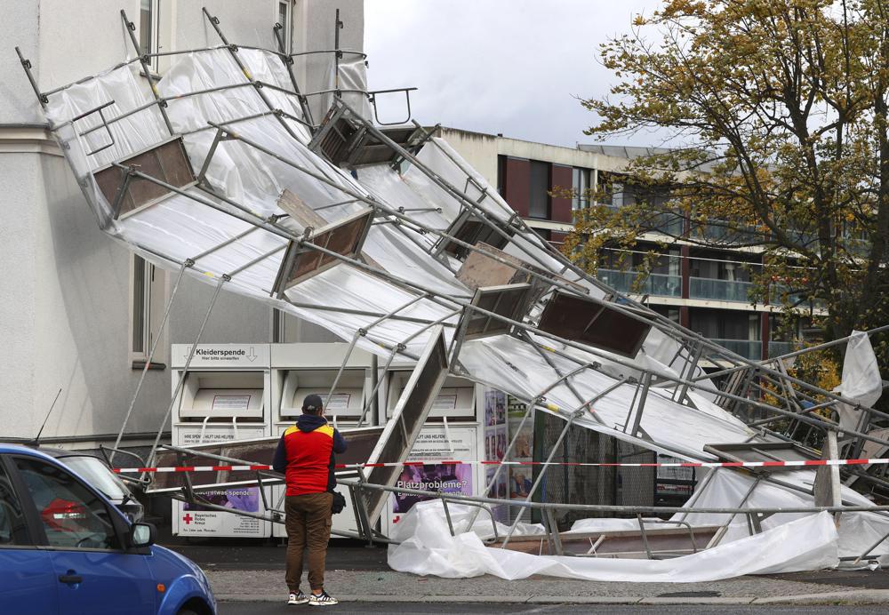 Polonya’da şiddetli fırtına: 4 ölü, 18 yaralı
