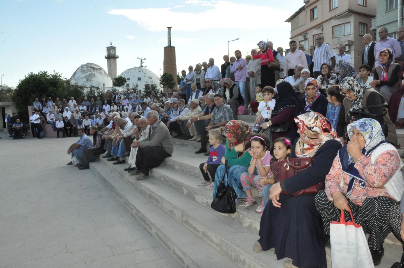 Tarsus'ta vatandaşlar yağmur duasına çıktı