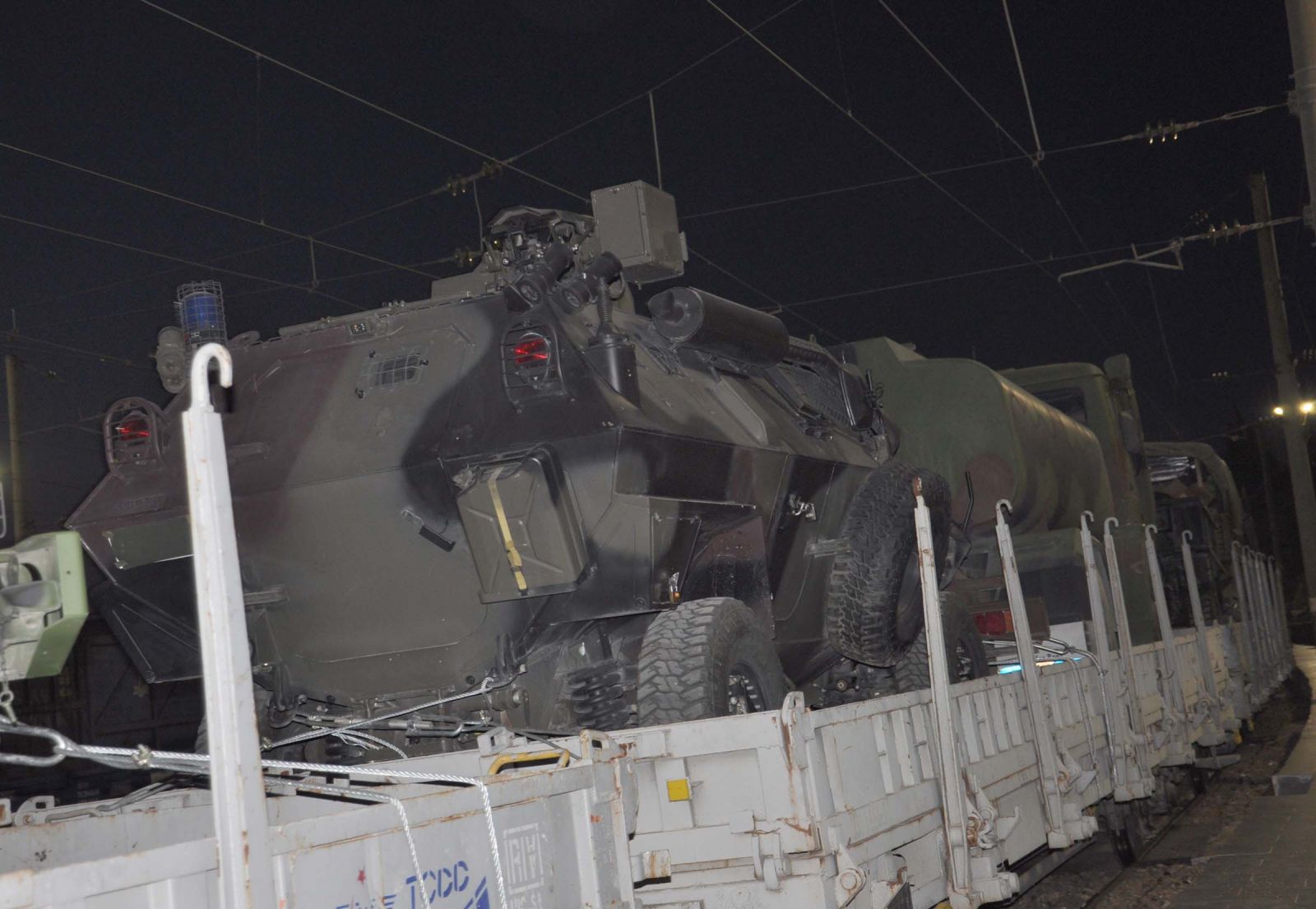 Ankara'dan Suriye sınırına askeri sevkiyat