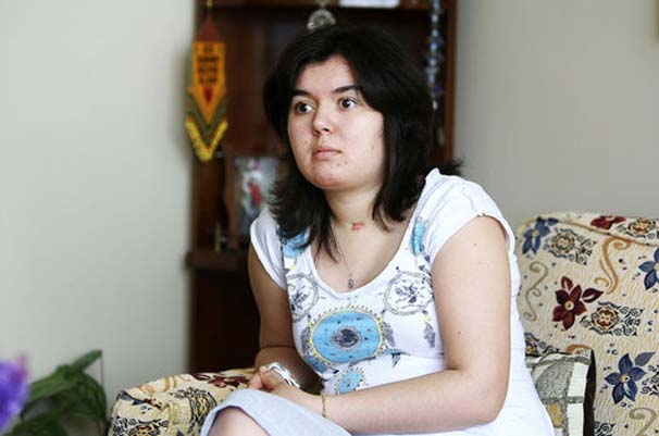 Üzerine 250 kiloluk cam düşen Ece'ye rekor tazminat