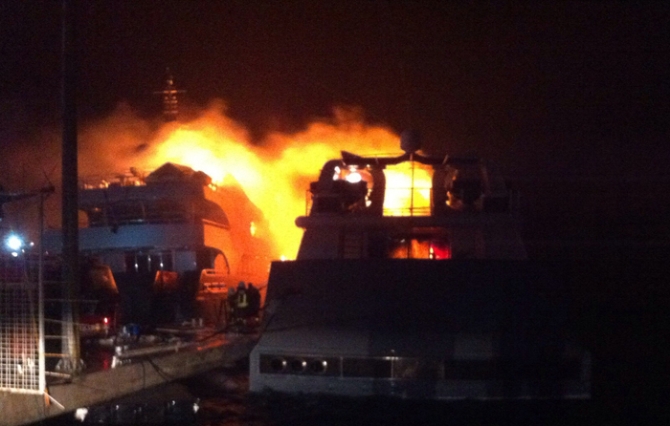 Ünal Aysal’ın Barbie isimli yatı kül oldu