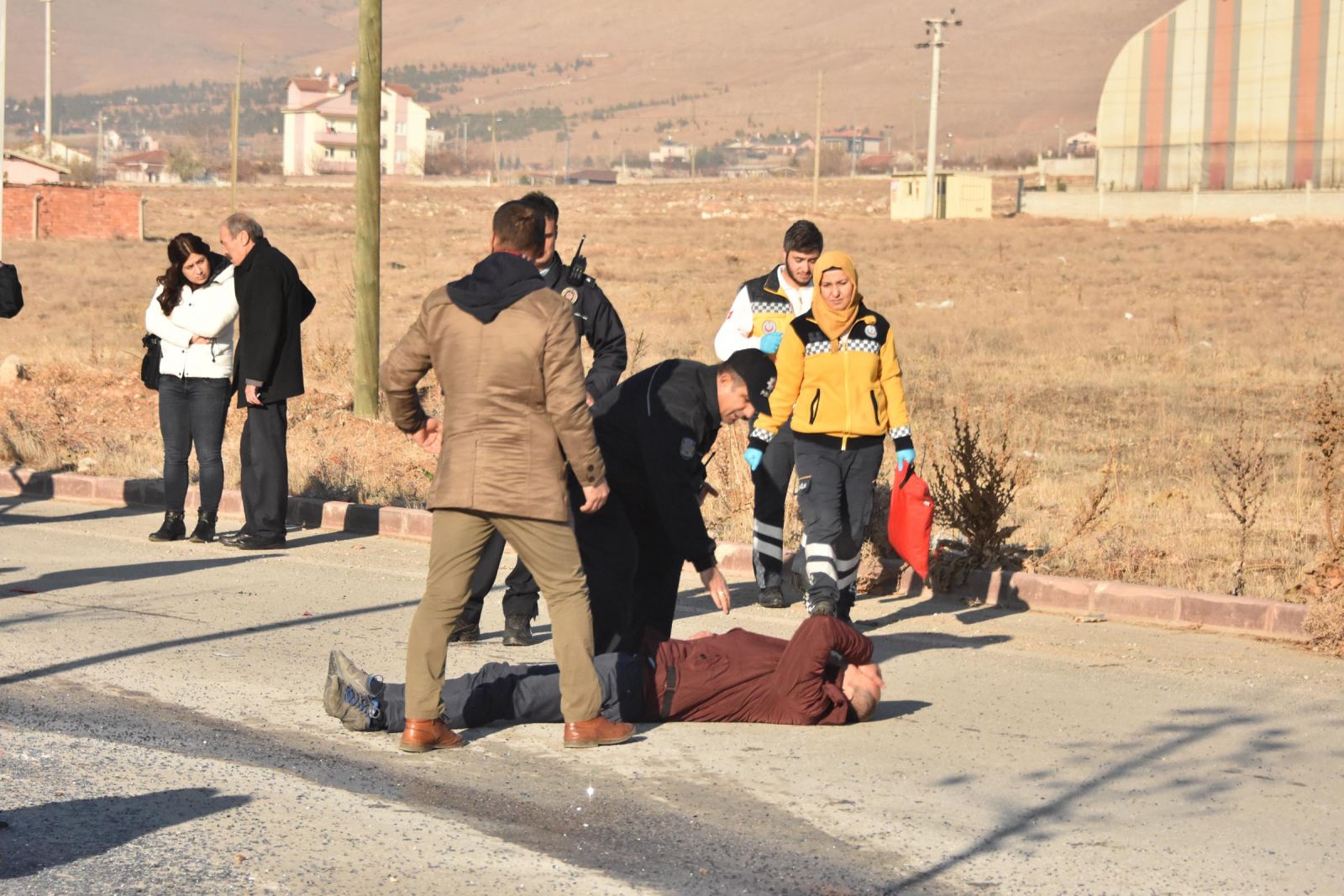 Öğrenci servisi ile kamyon çarpıştı: 1 ölü, 14 yaralı