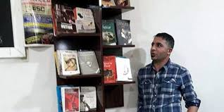 Kitap okuyana çay ve kahve bedava