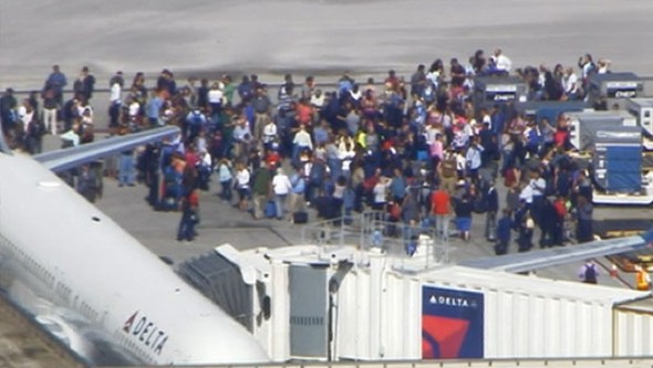 ABD'de havalimanında silahlı saldırı