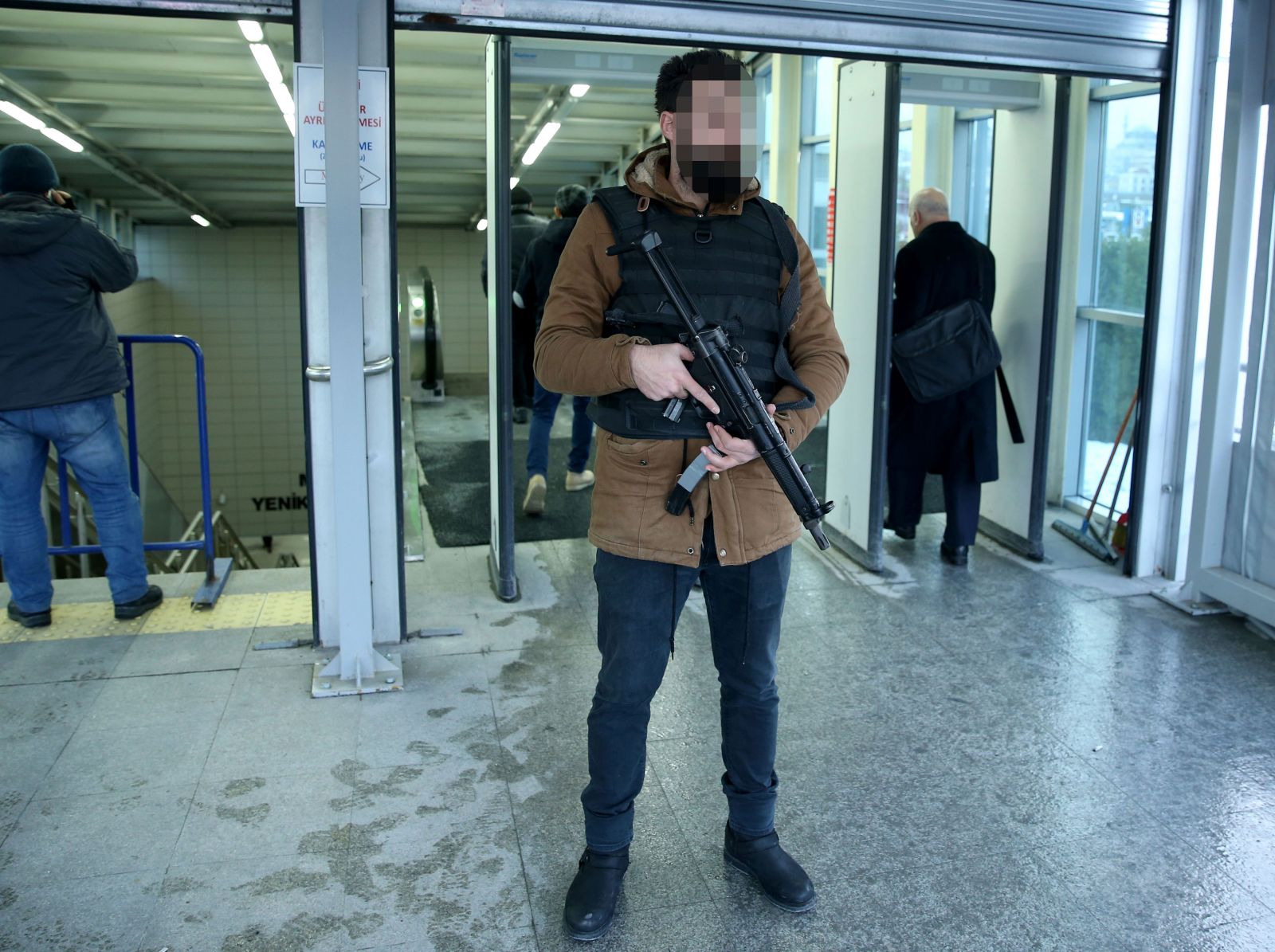 Bağcılar-Kirazlı metro hattında Ortaköy saldırganı alarmı