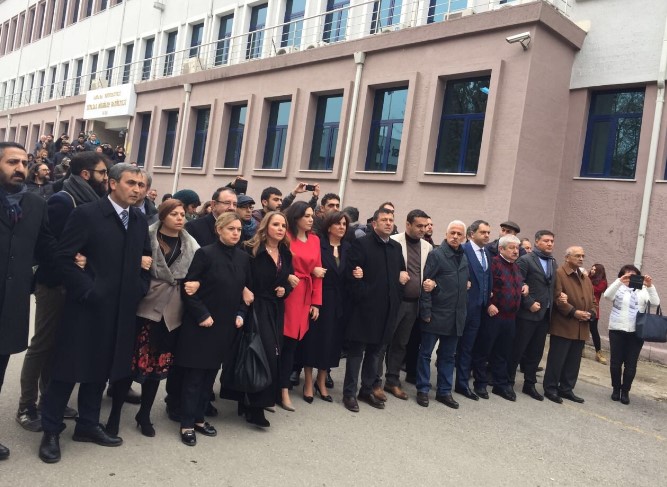 Ankara Üniversitesi'nde gerginlik