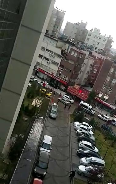 Hastane çatısında dehşet! Bir anda boşluğa atladı