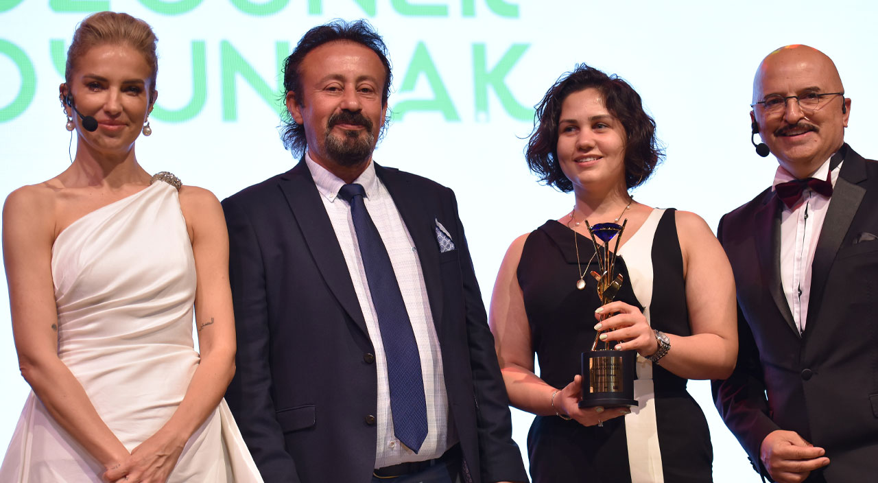 2. Uluslararası Elmas Ödülleri görkemli bir törenle sahiplerini buldu