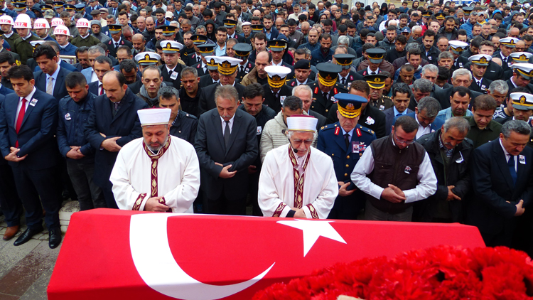 Şehit Hüseyin Bulut son yolculuğuna uğurlandı