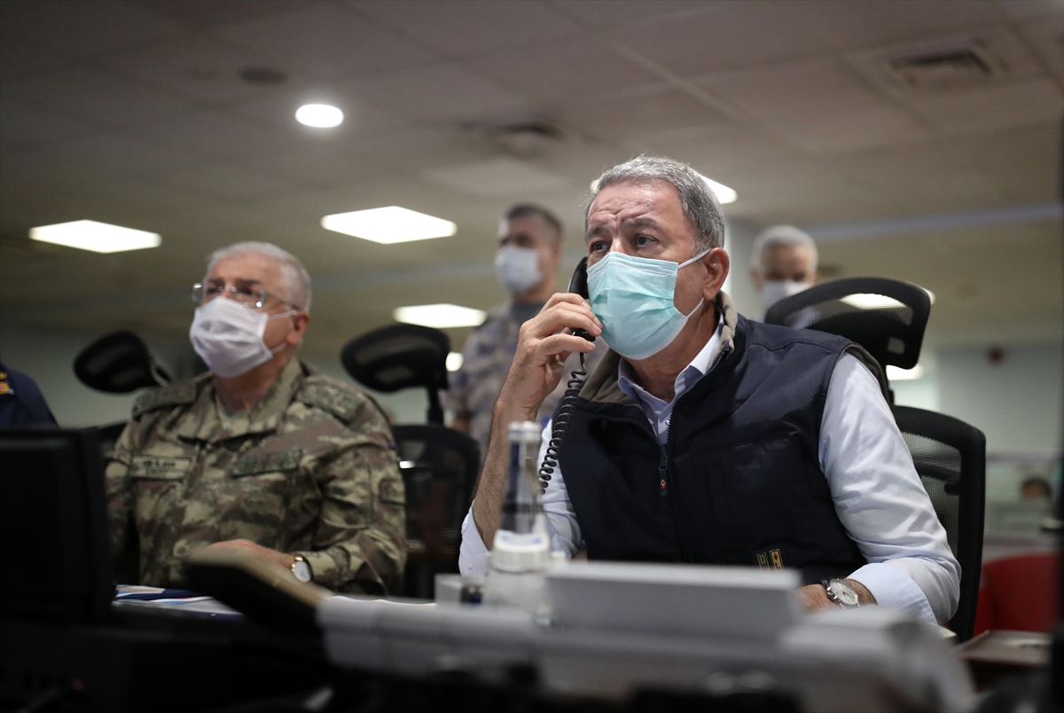 Pençe-Kartal Operasyonu ile teröristlere ait 81 hedef imha edildi Pençe-Kartal Operasyonu ile teröristlere ait 81 hedef imha edildi