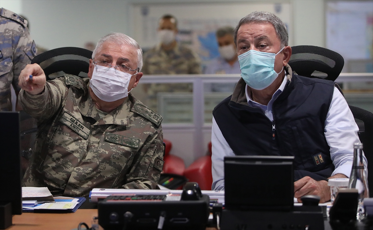 Pençe-Kartal Operasyonu ile teröristlere ait 81 hedef imha edildi Pençe-Kartal Operasyonu ile teröristlere ait 81 hedef imha edildi