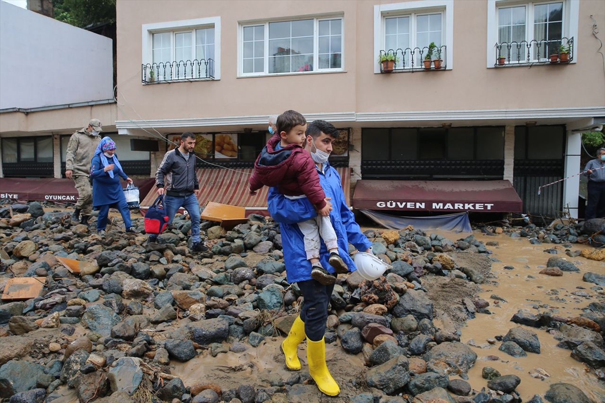 Giresun'daki sel felaketinde 7 kişi hayatını kaybetti