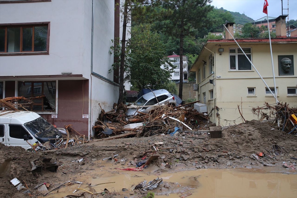 Giresun'daki sel felaketinde 7 kişi hayatını kaybetti